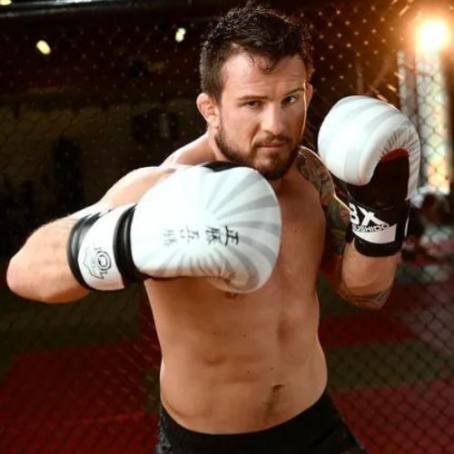 Boxerské rukavice Bushido "Japan" Sparingové bílé B-2v8-12 oz