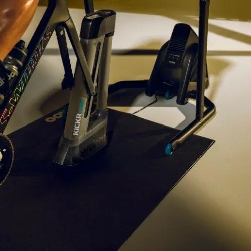 Cyklistický trenažér Wahoo Kickr Smart Power Trainer (V5) czarny WFBKTR120