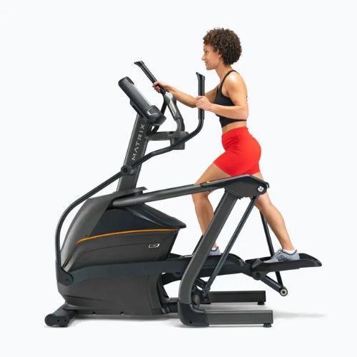 Orbitrek Matrix Fitness Elliptical + E30XIR černý MX-E30XIR