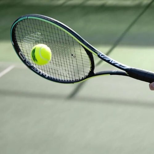 Tenisová raketa HEAD Gravity MP černá 233821