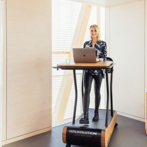 Stolní běžecký pás Walkolution Wanderlust hnědý MTD700R77M