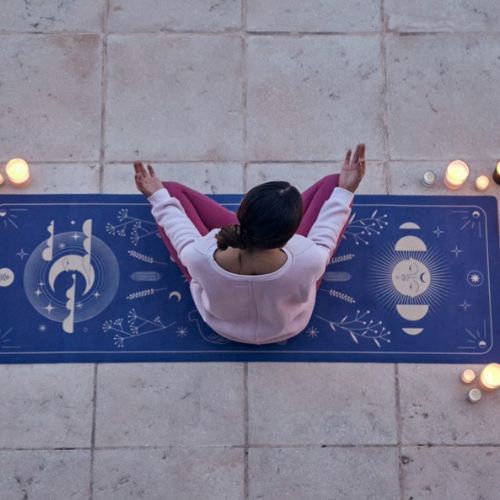 Cestovní podložka na jógu Moonholi MAGIC TRAVEL 1,5 mm fialová SKU-117