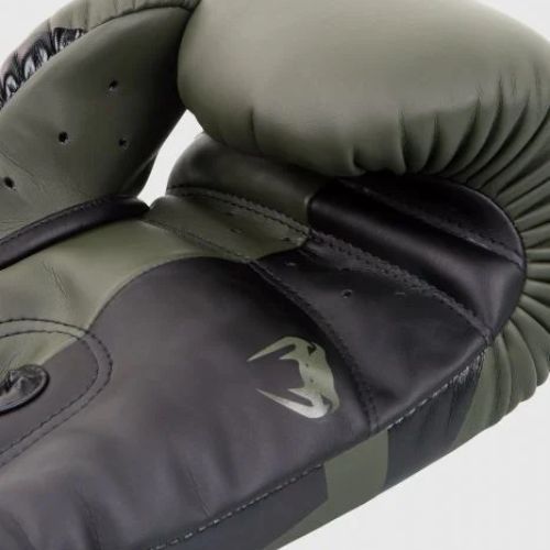 Pánské boxerské rukavice Venum Elite green VENUM-1392