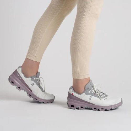 Dámská běžecká obuv ON Cloudventure Waterproof Ice/Heron 3298576