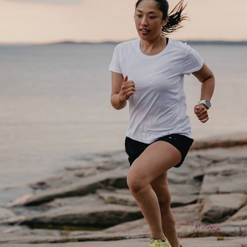 Hodinky Suunto 9 Peak Pro bílé a zlaté SS050824000