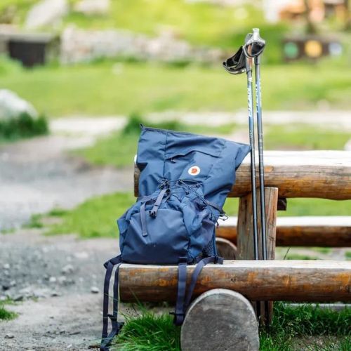 Fjällräven Abisko Hike Foldsack 25 l trekingový batoh tmavě modrý F27222