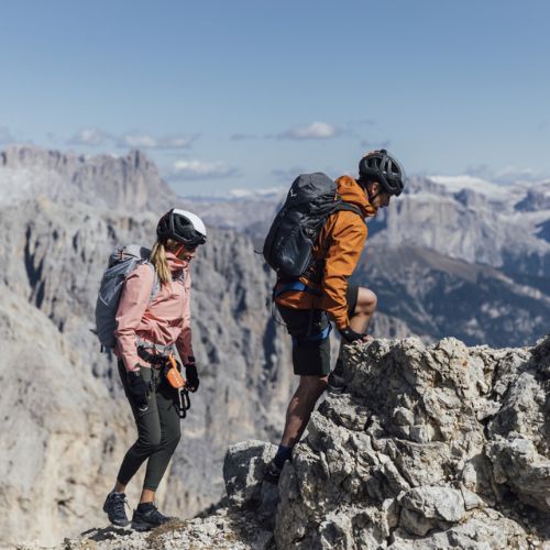 Salewa Alp Mate 26 l trekingový batoh černý 00-0000001272