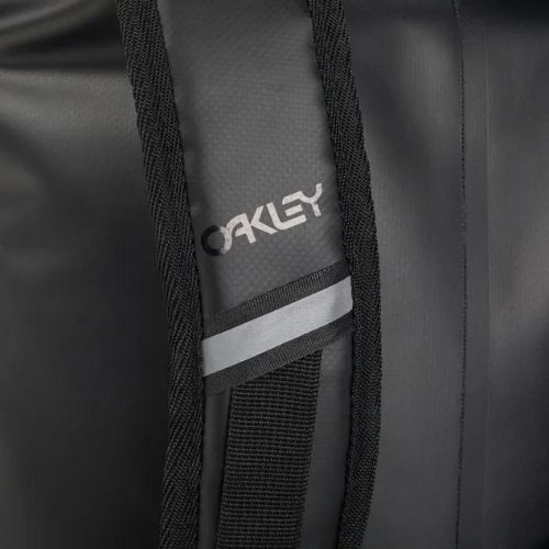 Oakley Jaws Dry 30 l turistický batoh černý FOS90120302E