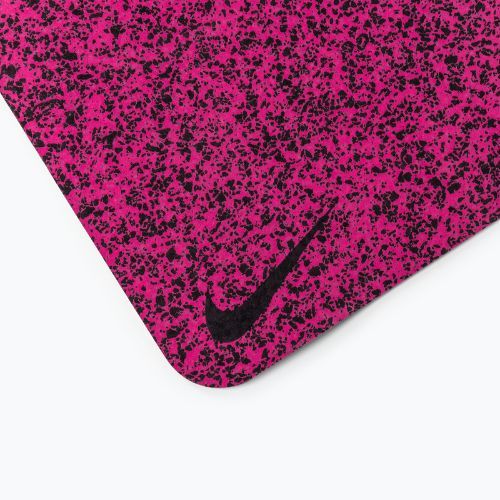 Podložka na jógu Nike Flow 4 mm růžová N1002410-635