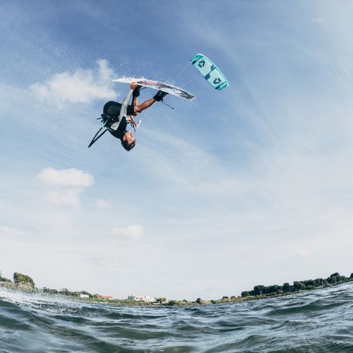 DUOTONE kitesurfingový drak Vegas mint green 44220-3001