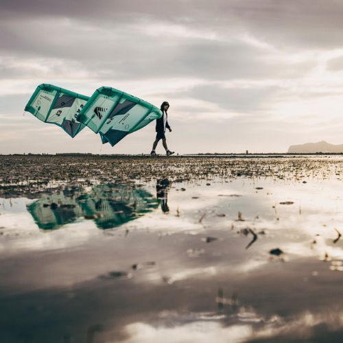 DUOTONE kitesurfingový drak Vegas mint green 44220-3001