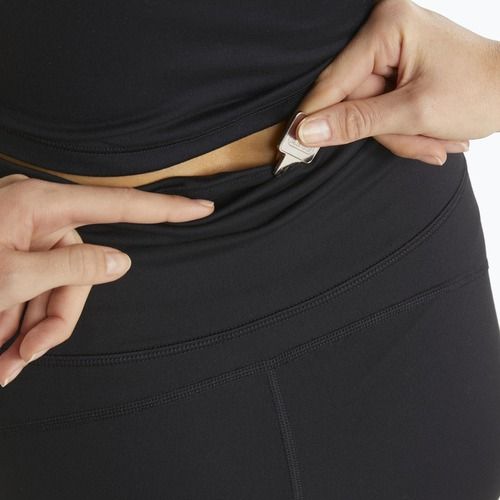 Dámské tréninkové šortky PUMA Studio Foundation Short Tight black 521609 01