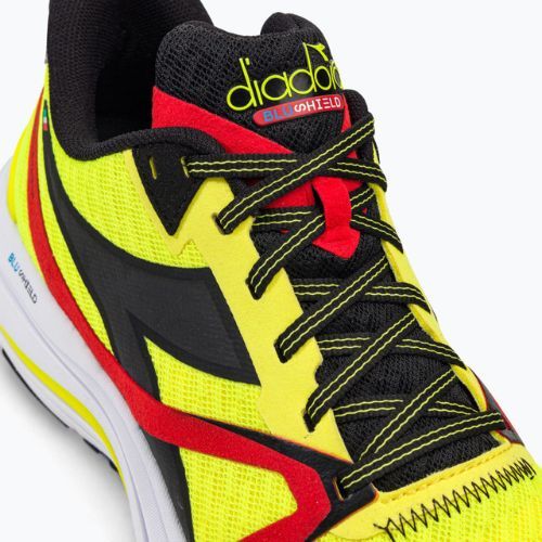 Pánská běžecká obuv Diadora Mythos Blushield 8 Vortice yellow DD-101.179087-D0273