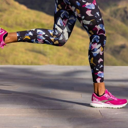 Dámské běžecké boty Brooks Adrenaline GTS 23 pink/festival fuchsia/black