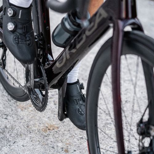 Orbea Orca M30i LTD PWR 2023 červené víno/karbonové silniční kolo raw