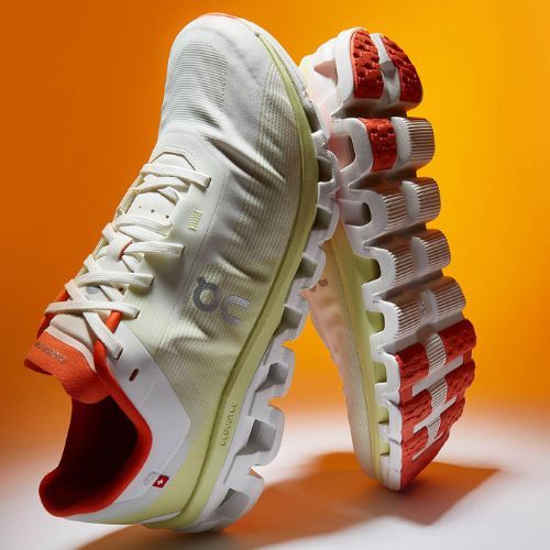 Pánská běžecká obuv On Cloudflow 4 white/hay