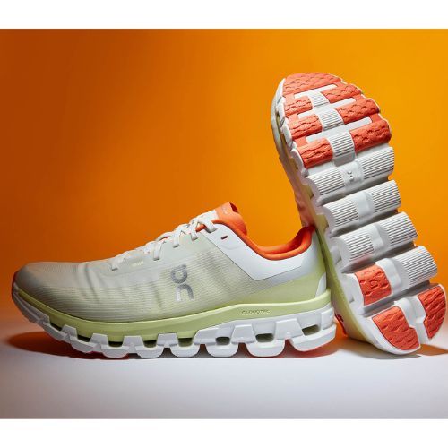 Pánská běžecká obuv On Cloudflow 4 white/hay