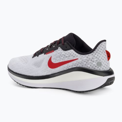Pánské běžecké boty Nike Vomero 17 white/fire red/platinum tint/black