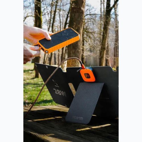 Solární panel Xtorm 28W černý
