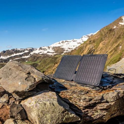 Solární panel Xtorm 14W černý