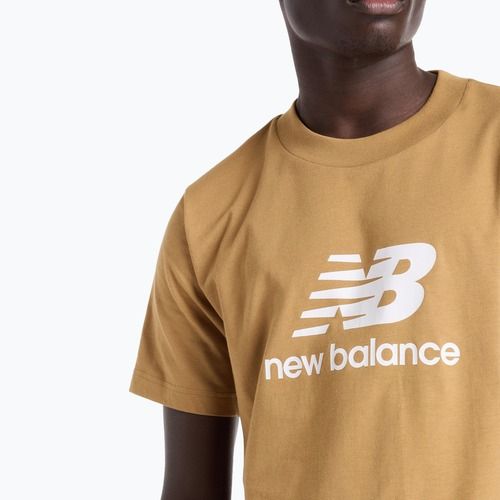 Pánské tričko New Balance Stacked Logo great plains