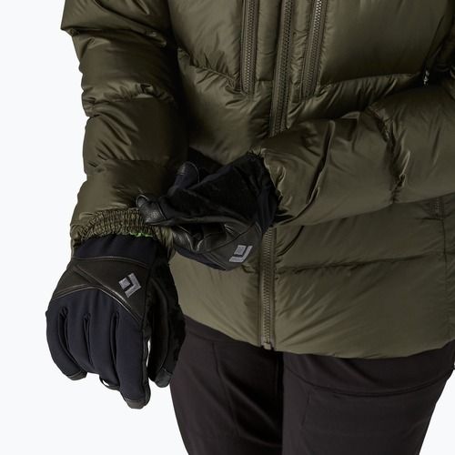 Dámská péřová bunda Patagonia  Fitz Roy Down Hoody pine needle green