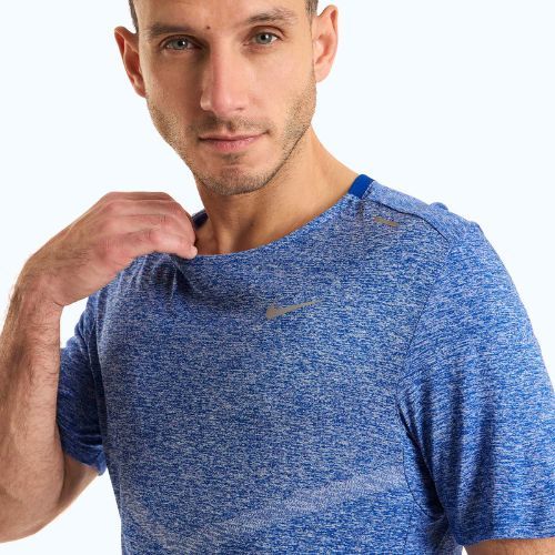 Pánské běžecké tričko Nike Dri-Fit Rise 365 game royal/black