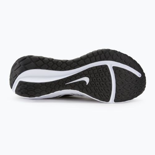 Pánské běžecké boty Nike Downshifter 13 black/white