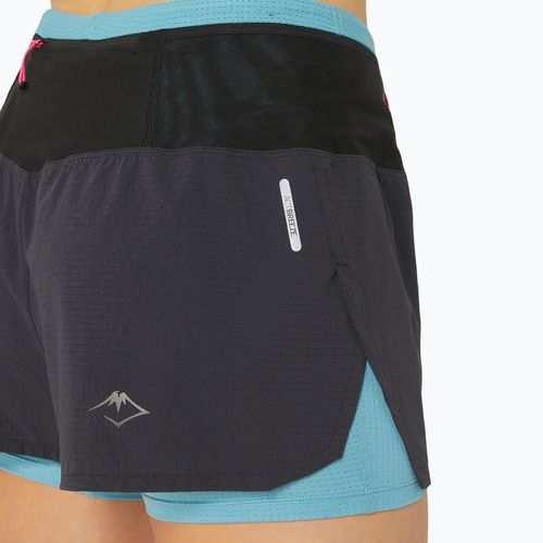 Dámské běžecké šortky ASICS Fujitrail 2-N-1 performance black/gris blue