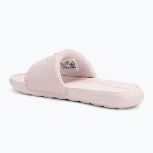 Dámské nazouváky Nike Victori One Slide barely rose/barely rose/metallic silver