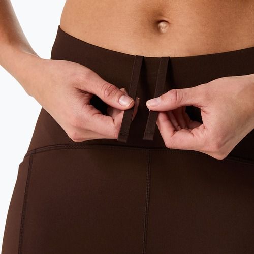 Dámské běžecké šortky ASICS Road High Waist 8IN Sprinter coffee