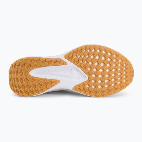 Dámské běžecké boty Nike Quest 6 phantom/sail/pale ivory/metallic gold