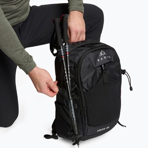 Turistický batoh KADVA kapsa na laptop 25 l černý