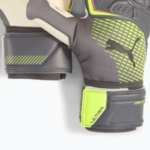 Brankářské rukavice PUMA Ultra Pro NC matná stříbrná/žlutá výstraha