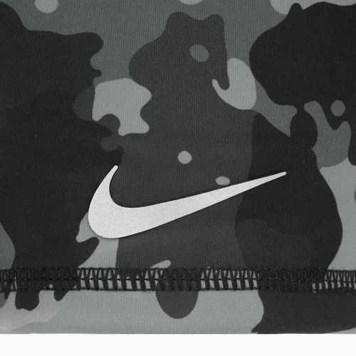 Čepice Nike Dri-Fit Peak Uncuffed Beanie s potiskem smoke grey/silver