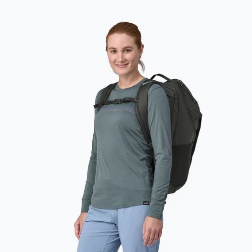 Městský batoh Patagonia Black Hole Pack 32 l black/black