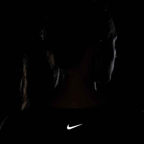 Dámské tréninkové tričko Nike One Fitted Dri-Fit Cropped Top black