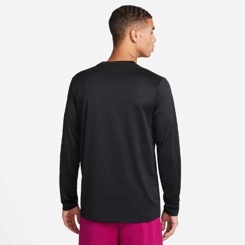 Pánské tréninkové tričko Longsleeve Nike Dri-FIT Legend black/matte silver