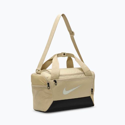 Tréninková taška Nike Brasilia 9.5 Duffle 25 l desert khaki/black/sail