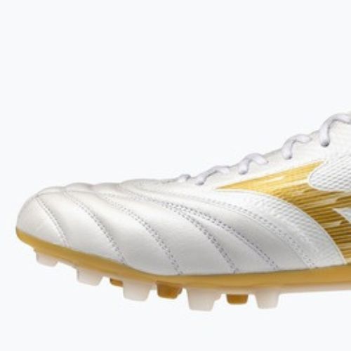 Kopačky Mizuno Morelia Neo IV Beta Elite AG white/mp gold/cool gray 3c