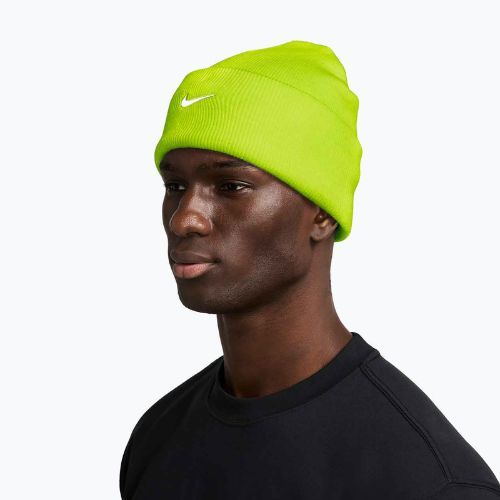 Zimní čepice Nike Peak Swoosh Beanie cyber/white