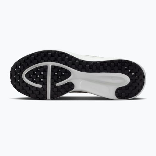 Pánské běžecké boty Nike Revolution 8 cargo khaki/spruce aura/spruce fog/sail