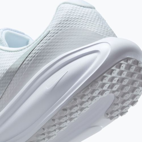 Pánské běžecké boty Nike Revolution 8 white/pure platinum