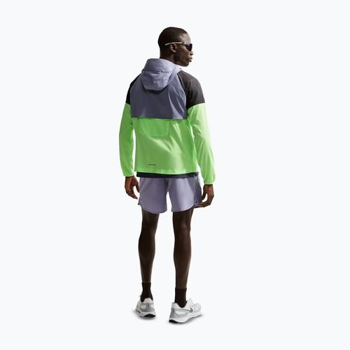 Pánská běžecká bunda Nike Impossibly Light Windrunner iron purple/black/lime blast