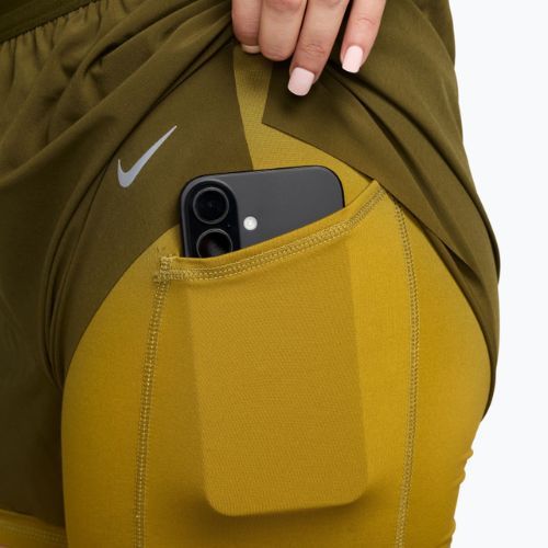 Dámské běžecké šortky Nike Swift Mid-Rise 2in1 Olive Flak/Peat Moss