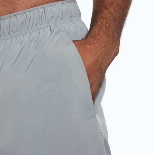 Pánské šortky Nike Dri-Fit Challenger 5" 2in1 smoke grey/dark smoke grey