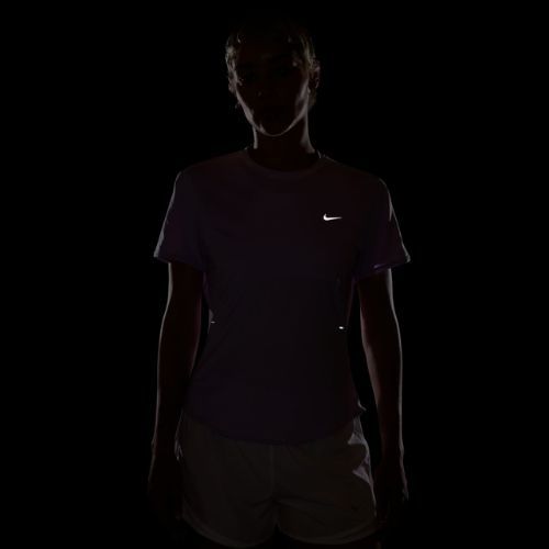 Dámské běžecké tričko Nike Swift Dri-Fit violet mist
