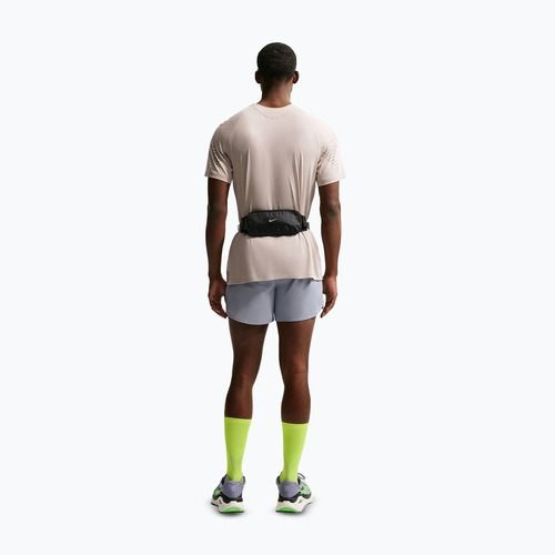 Pánské běžecké tričko Nike Stride Dri-Fit ADV cream li/mink brown