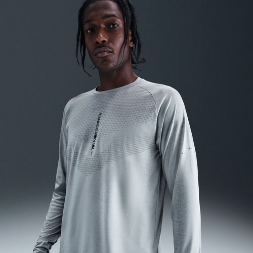 Pánské běžecké triko Longsleeve Nike Stride Dri-Fit ADV light smoke grey