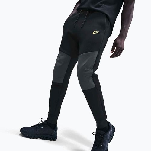 Pánské tepláky Nike Tech Joggers black/dark smoke grey/metallic gold